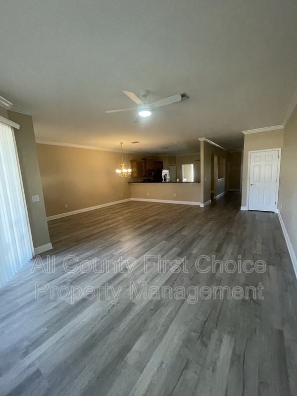 9718 Taylor Rose Ln - Photo 7 of 26