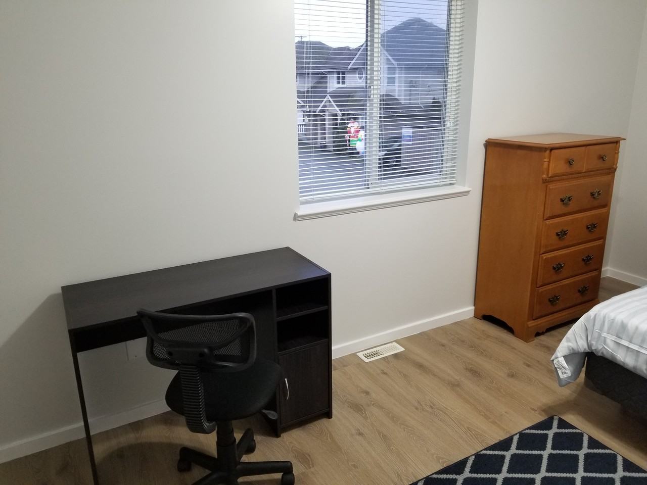 973 Hecate Street - Photo 3 of 9