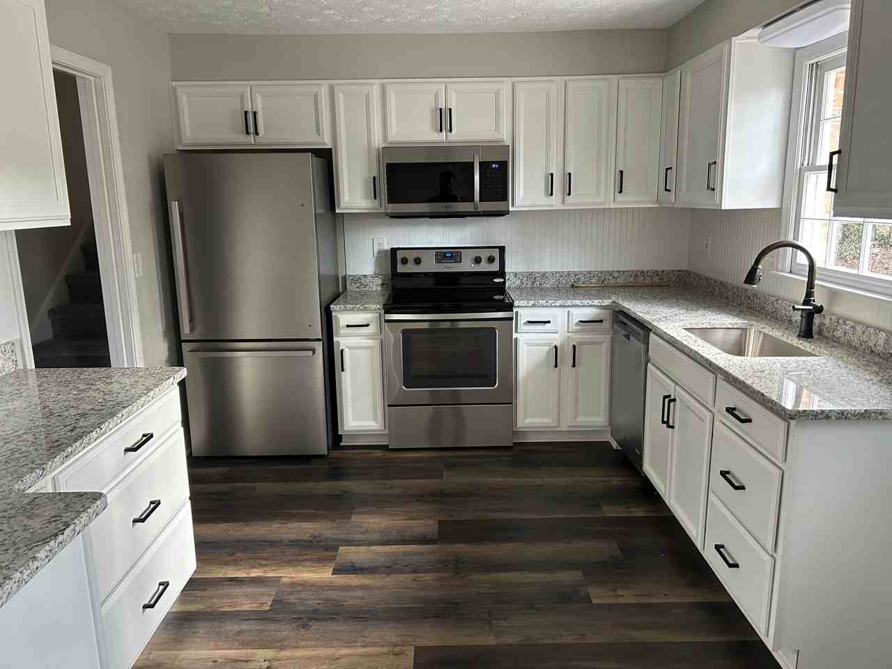 1318 Autumnleaf Ct - Photo 5 of 15