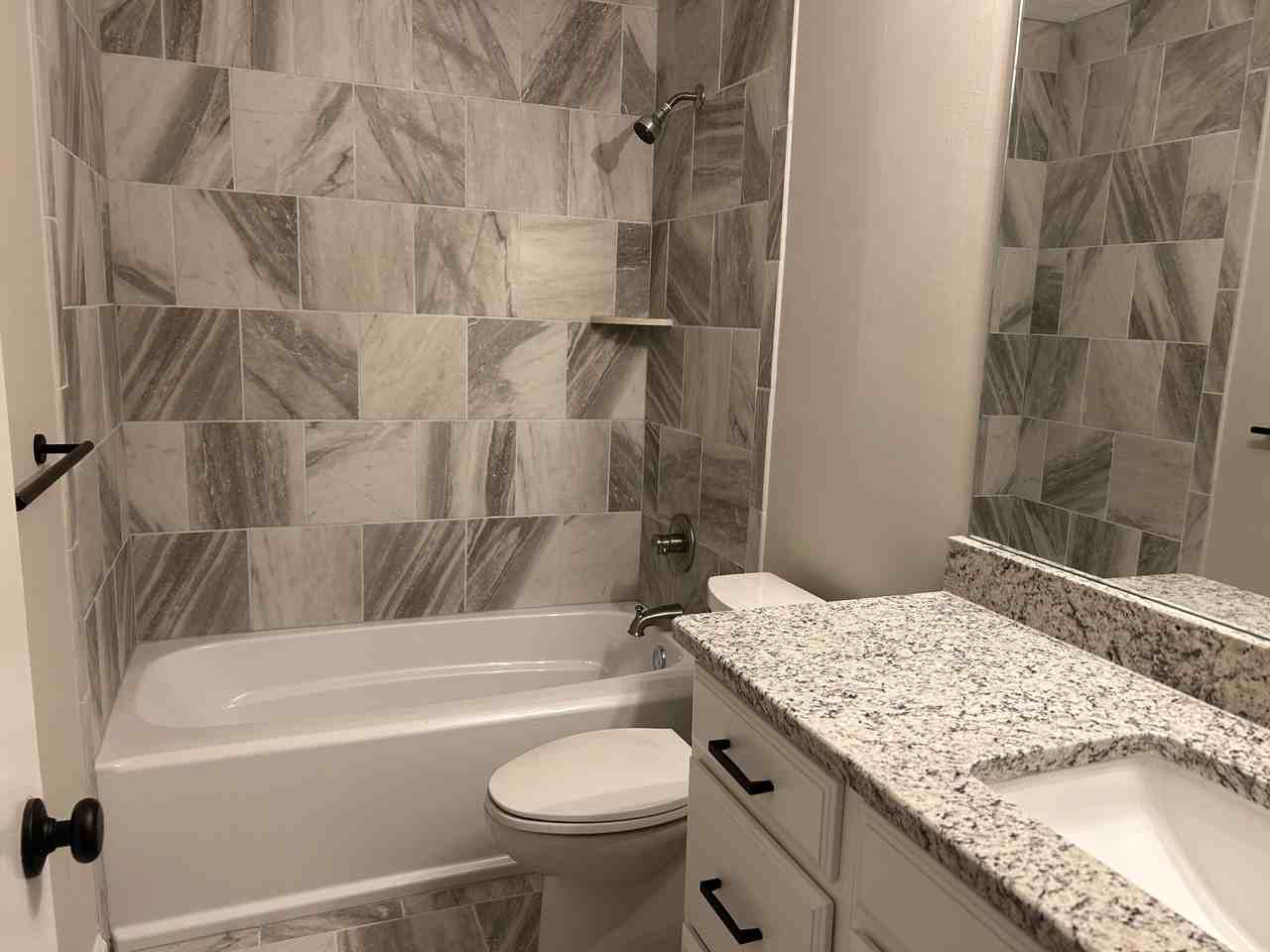 1318 Autumnleaf Ct - Photo 6 of 15