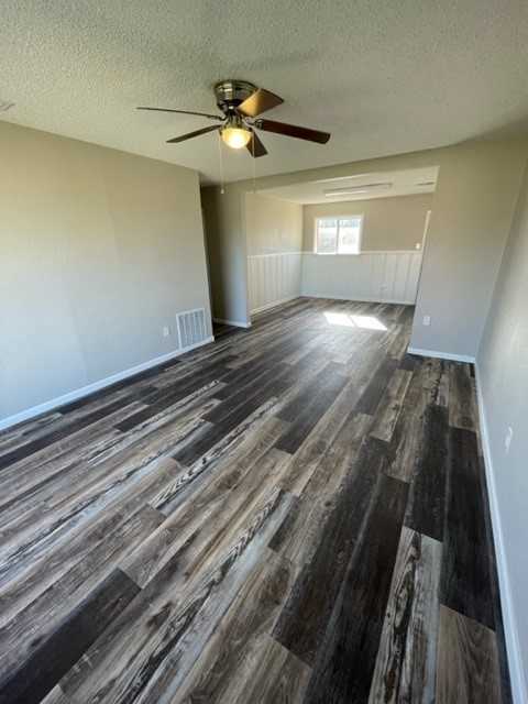 144 Shirley Dr - Photo 3 of 12