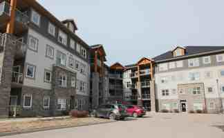 featured image of 1220 Blackfoot Dr