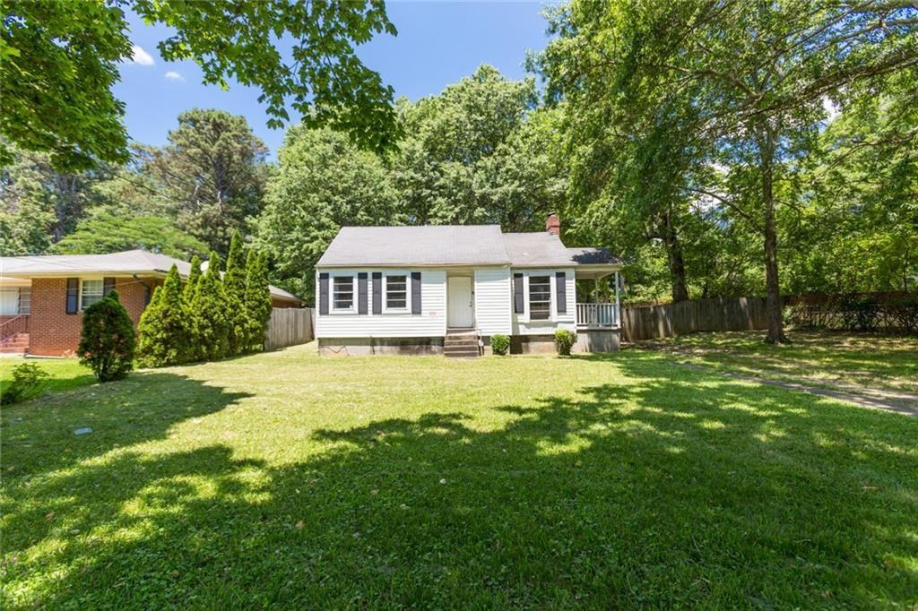 3727 Bakers Ferry Rd Sw - Photo 2 of 9