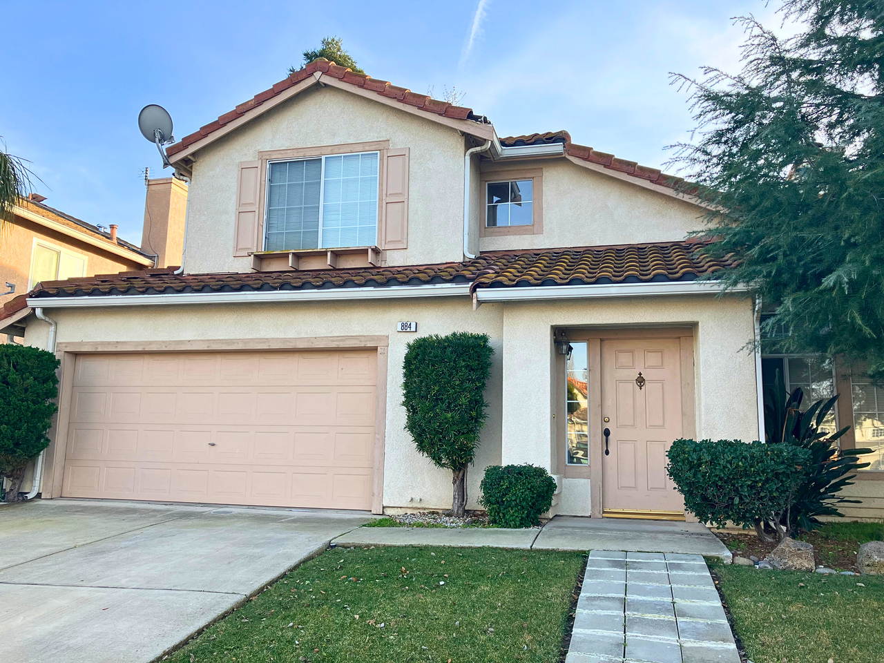 884 Shelborne Dr