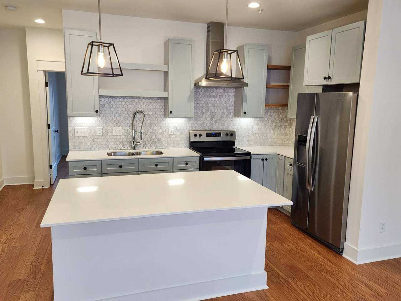 105 Allison Way - Photo 2 of 16
