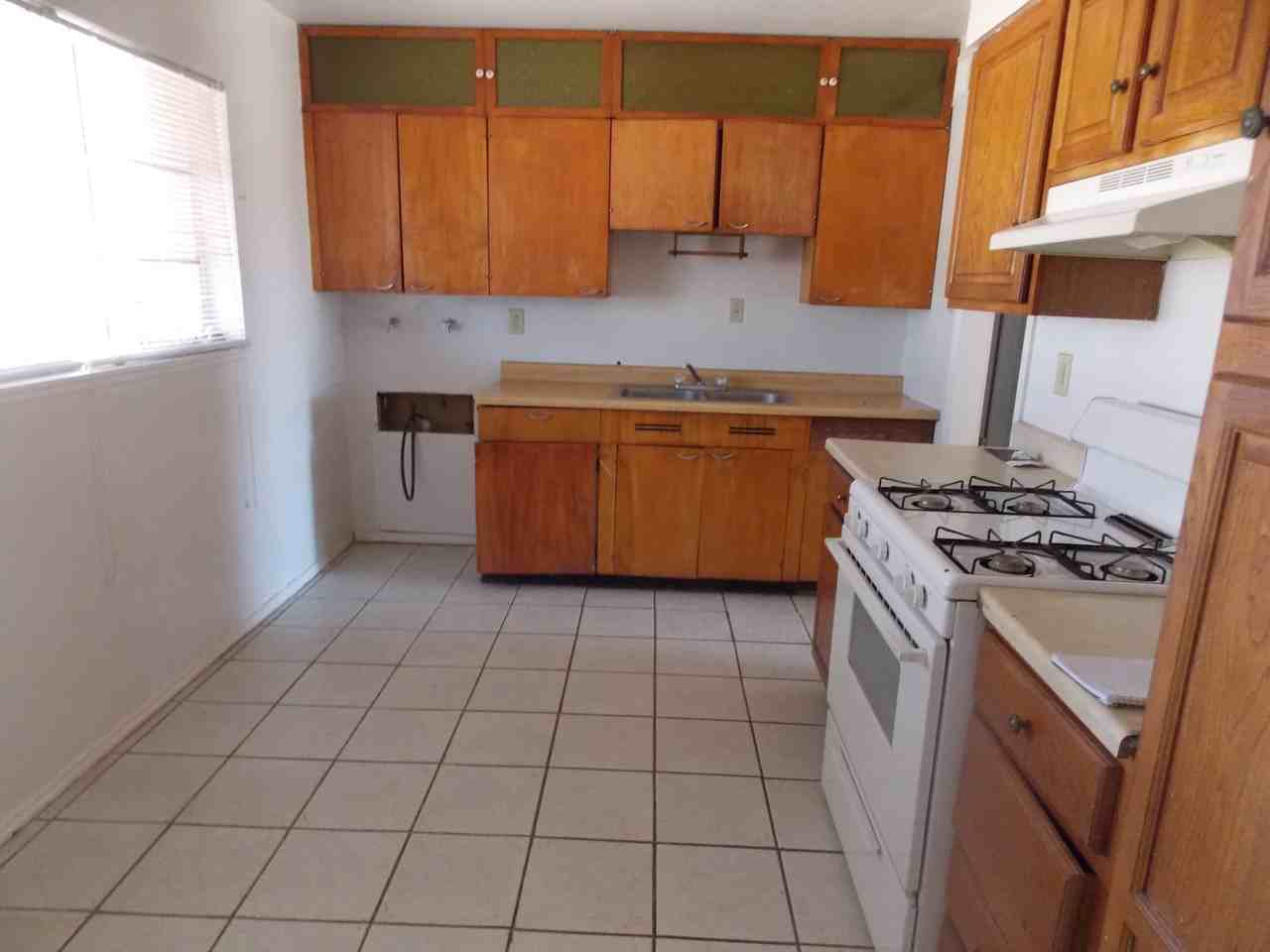 5415 Raymond Telles Dr - Photo 2 of 8