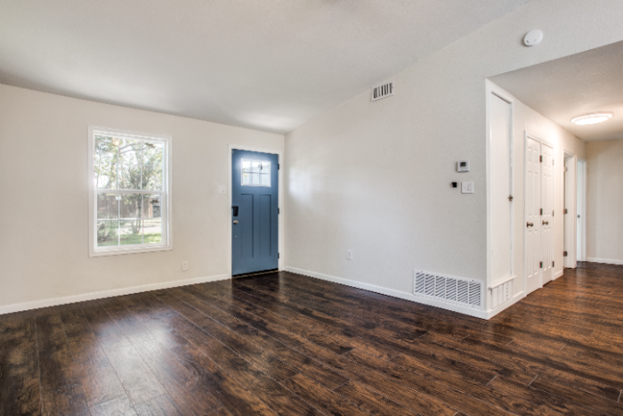 12615 Promenade Ln - Photo 3 of 13