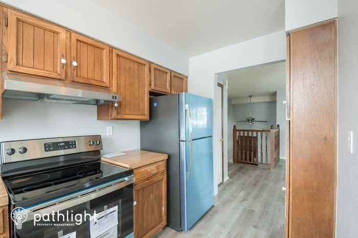 9181 Newton St - Photo 2 of 19