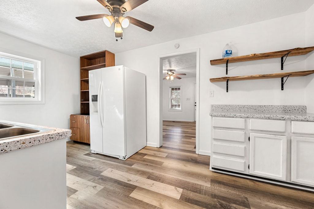 89 Silas King St #1 - Photo 7 of 19