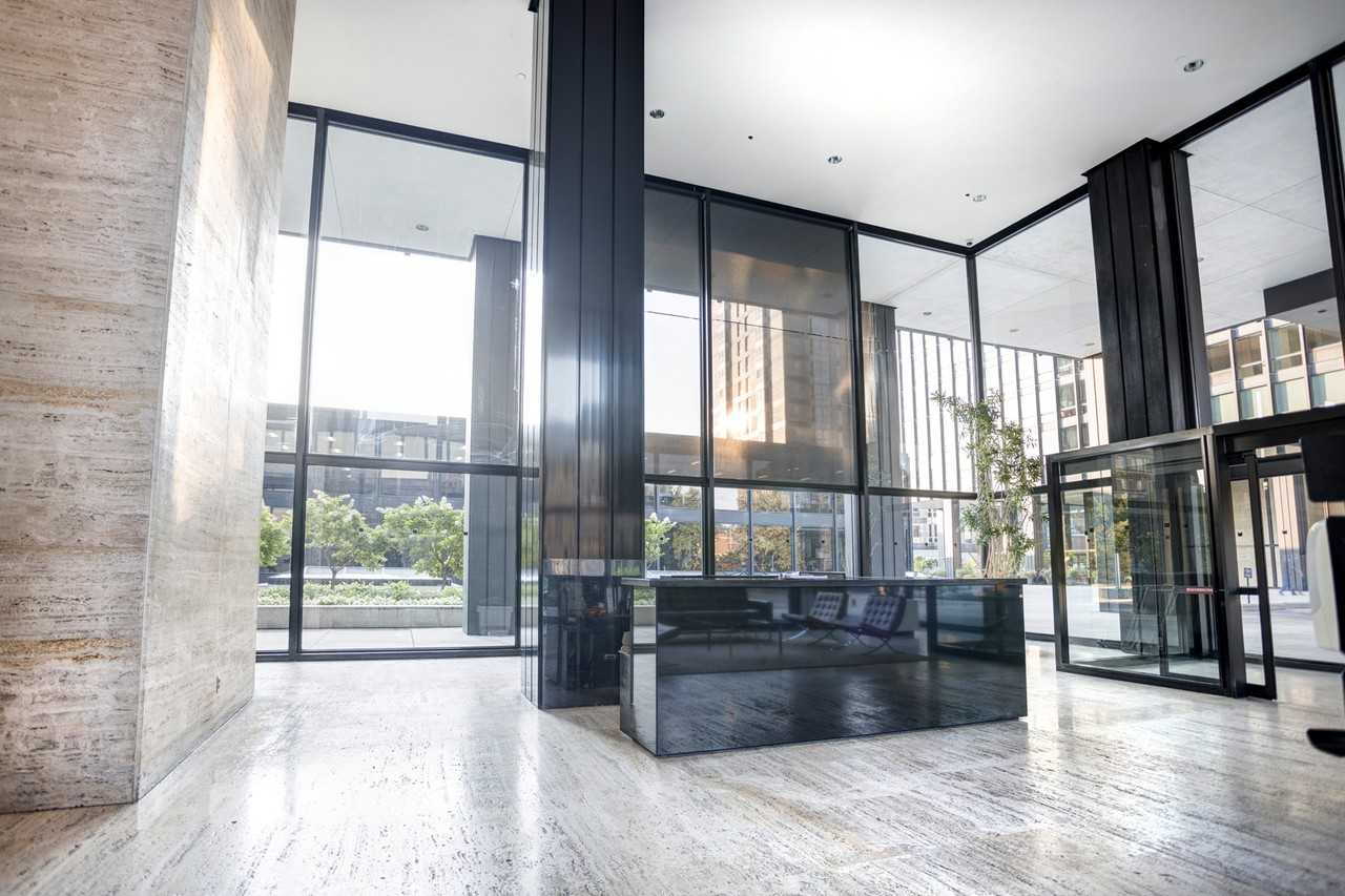 WestmountSquare (Other) Apartments 2 2 WestmountSquare, Westmount