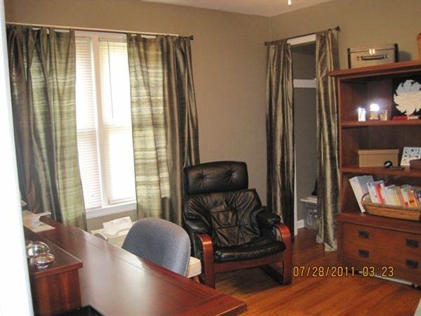 2251 Coe Ct - Photo 3 of 9