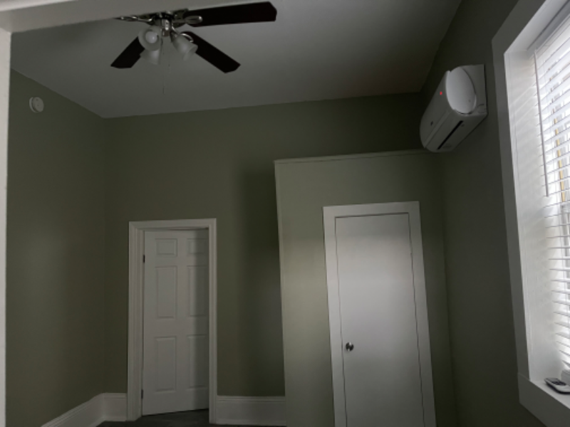 2223 Washington Ave - Photo 5 of 9