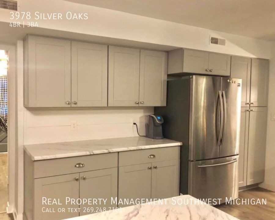 3978 Silver Oaks Dr - Photo 3 of 22