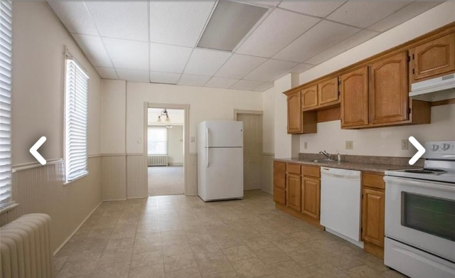 120 S Spruce St - Photo 2 of 15