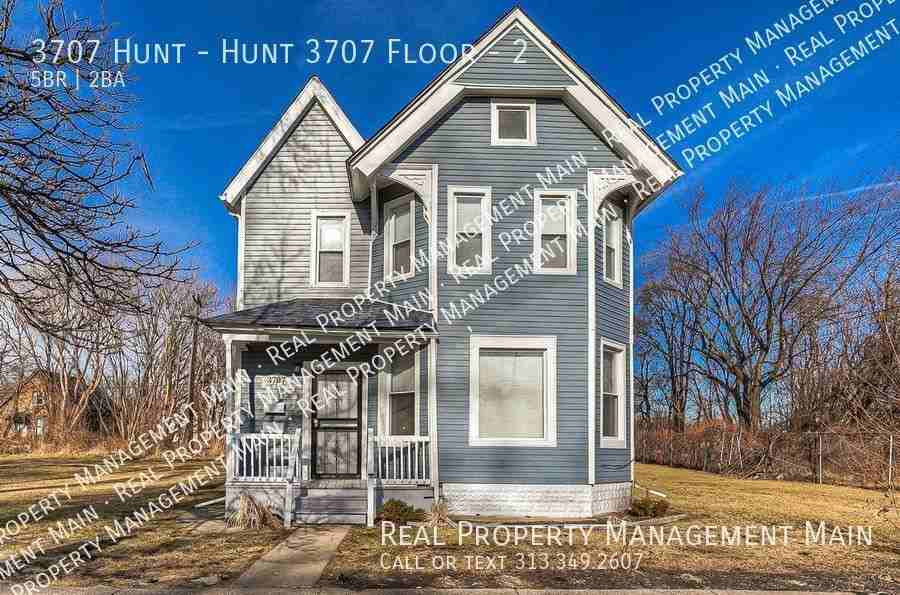 3707 3707 Hunt - Hunt 3707 Floor #2 - Photo 2 of 10