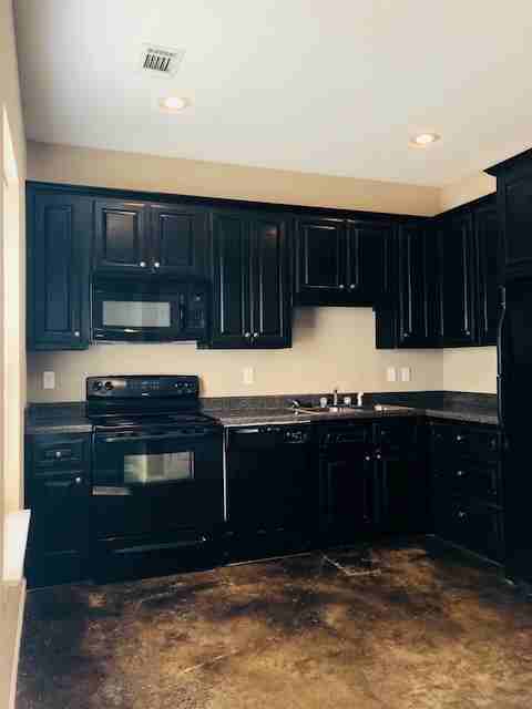 942 E Craighead Forest Rd #107 - Photo 5 of 12