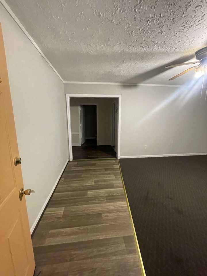 182 2nd St - Photo 3 of 20