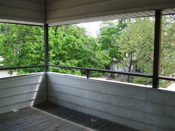 610 W Cedar St - Photo 2 of 2