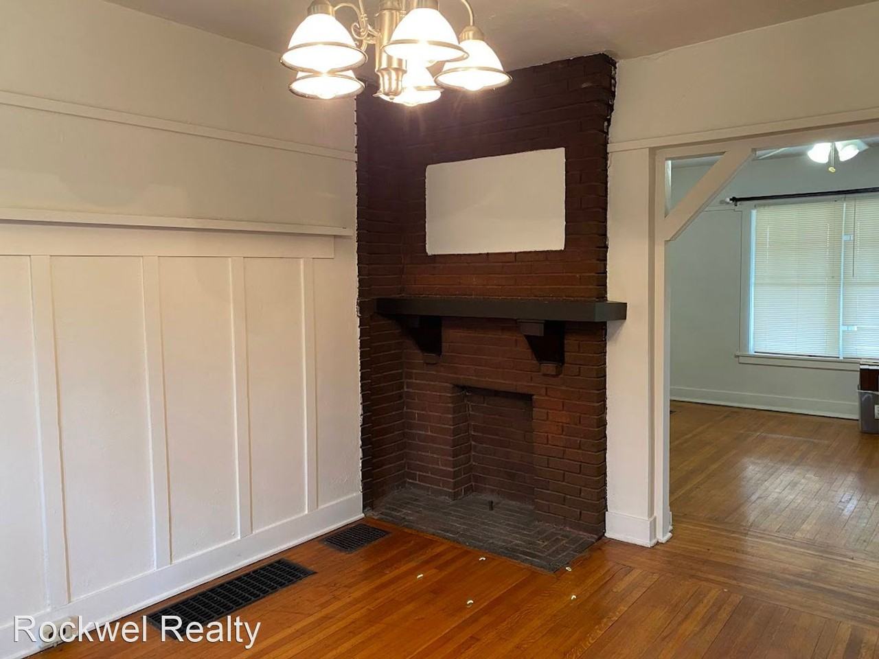 1647 Chislett St - Photo 3 of 19