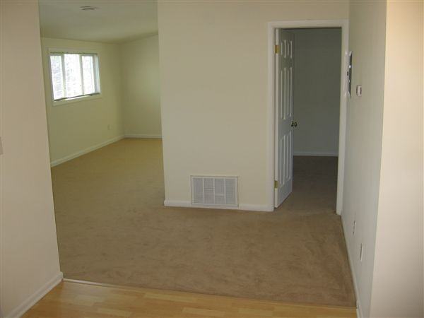 Washington Park Commons - Photo 3 of 18