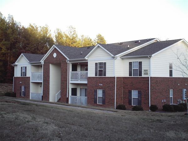 Millers Ridge Apartments - 1000 Millers Ridge Lane Lancaster SC | Zumper