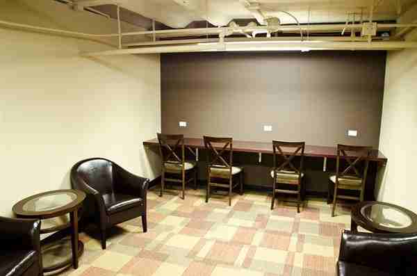 Plaisance Apartments - Photo 3 of 6