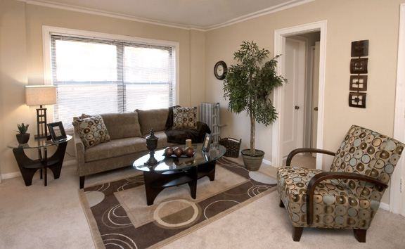 Plaisance Apartments - Photo 2 of 6