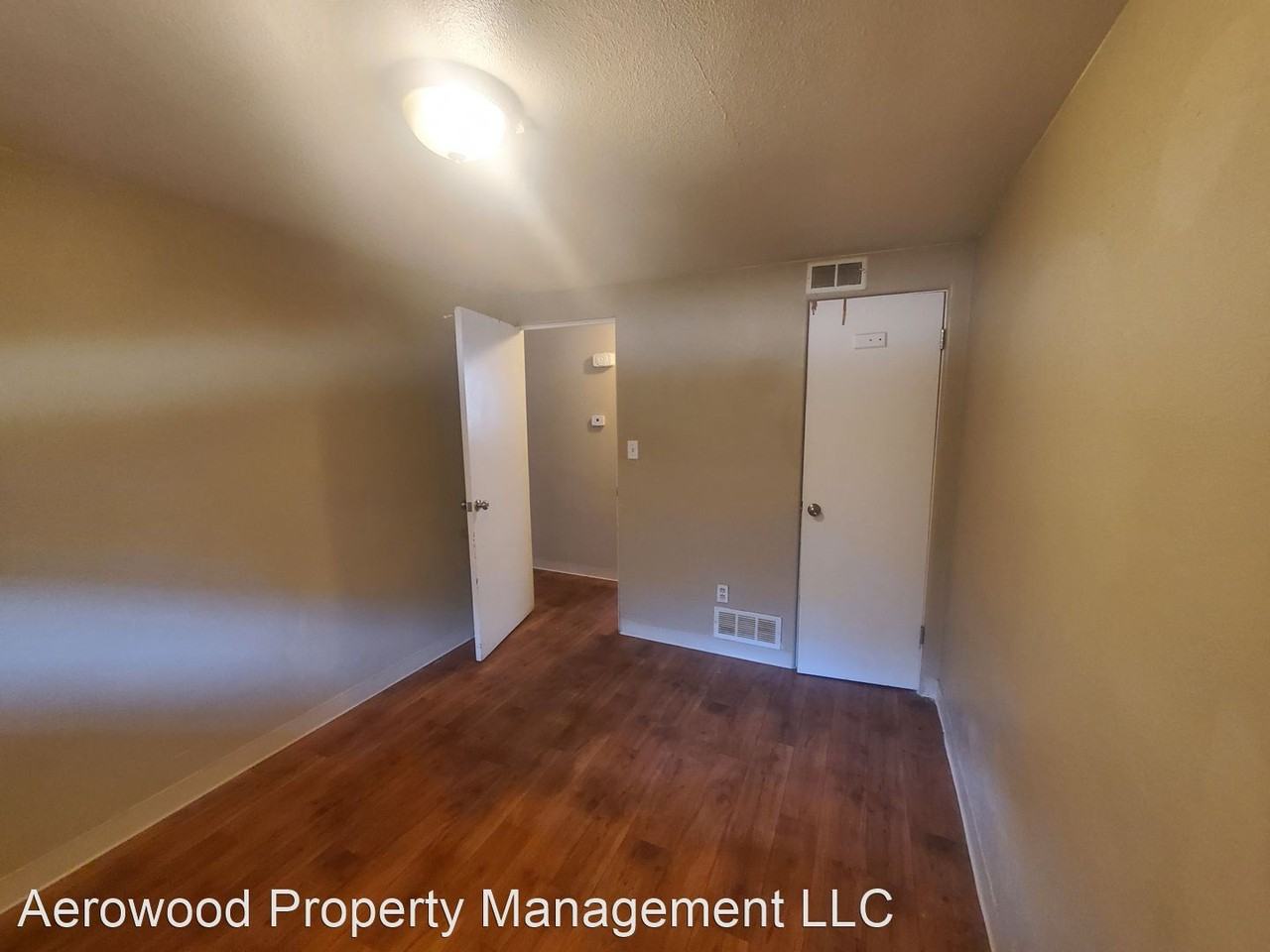 2246 - 2250 Clarkson St - Photo 3 of 6