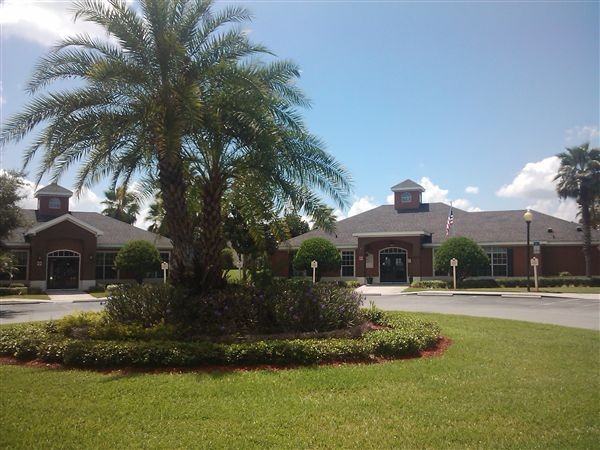 West Pointe Villas Apartments - Photo 3 of 7