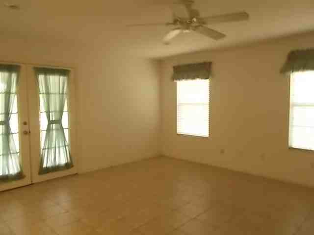 12151 NE 131 Pl - Photo 2 of 9