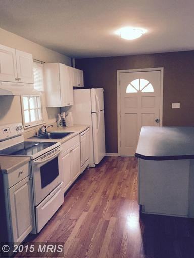 319 Hillsmere Dr - Photo 3 of 3