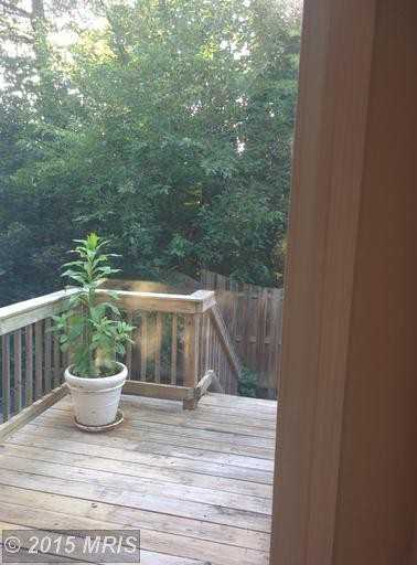 9504 Brigantine Ln - Photo 3 of 22