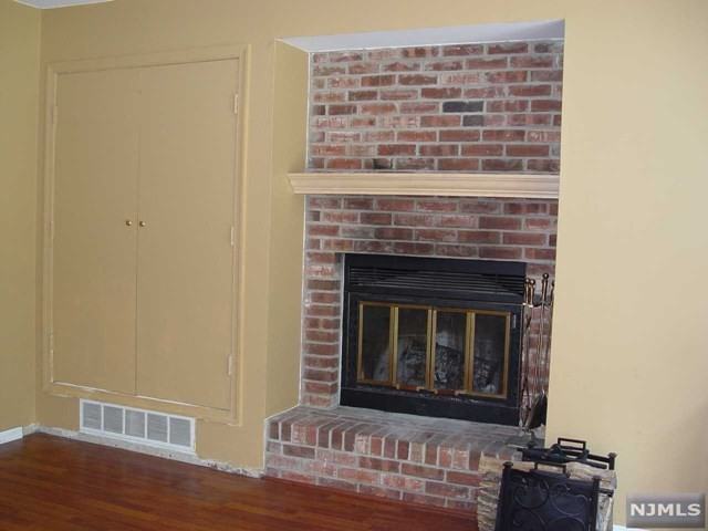 305 Gettysburg Way - Photo 2 of 11