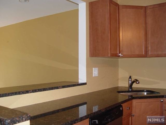 305 Gettysburg Way - Photo 3 of 11