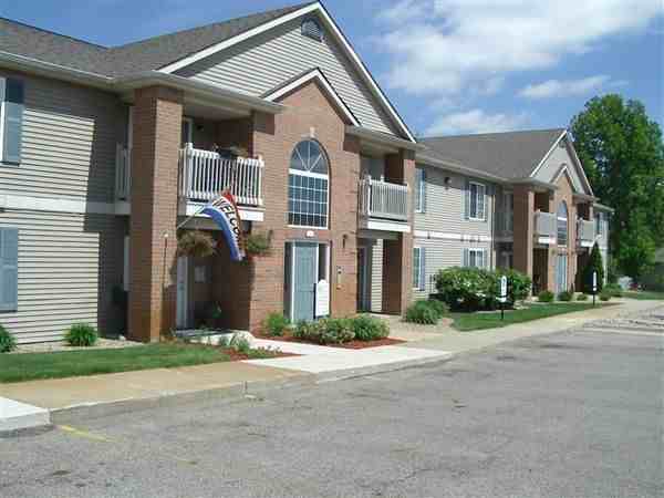 Legacy Parke Apartments - Photo 3 of 6