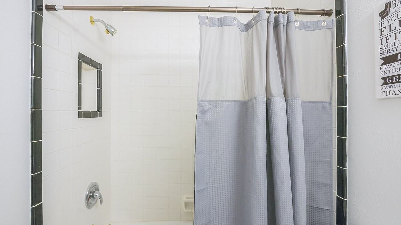 N Crystal Ter - Photo 7 of 22