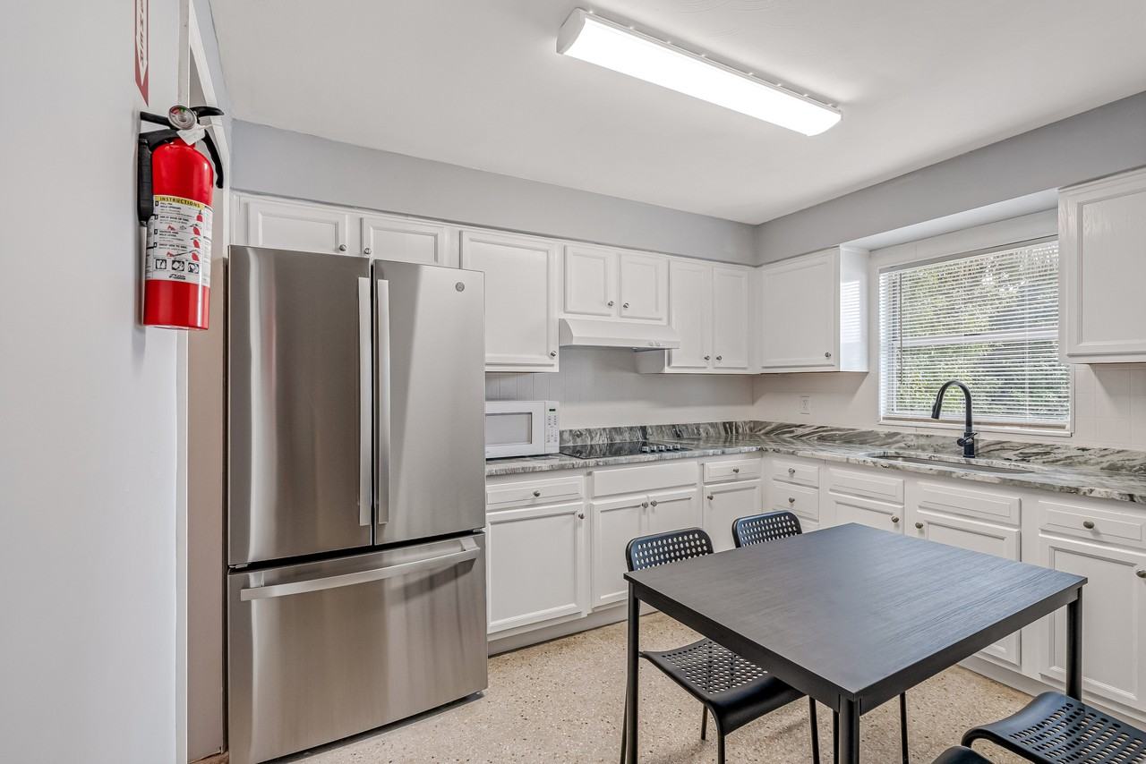 E 22nd Ave - Photo 3 of 18