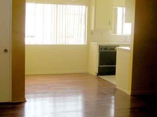 Park Warner Suites - Photo 3 of 7