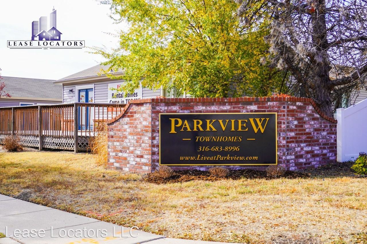 Parkview Townhomes 1329 North Williamsburg Apartments in Wichita, KS