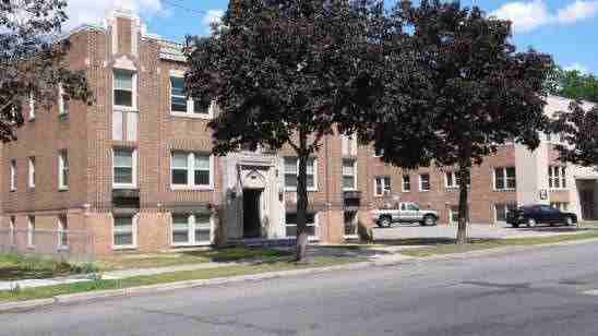 Charming Classic Building a Mile From Lake Calhoun Apartments - One ...