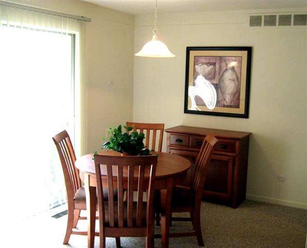 Regency Park Apartments - Photo 2 of 12