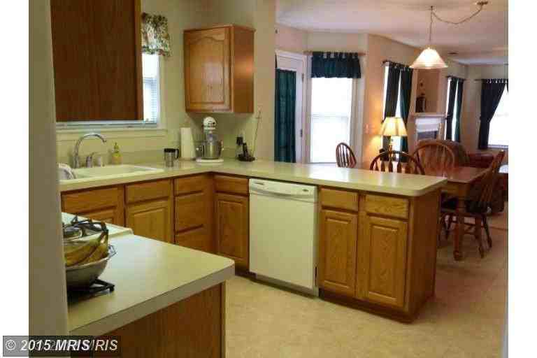 5 Lafayette St - Photo 2 of 10