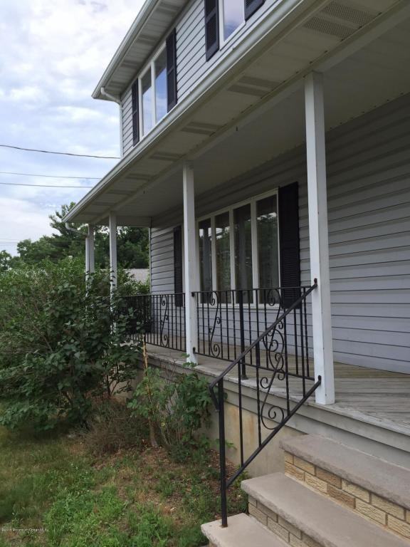 913 Spray Ave - Photo 2 of 33