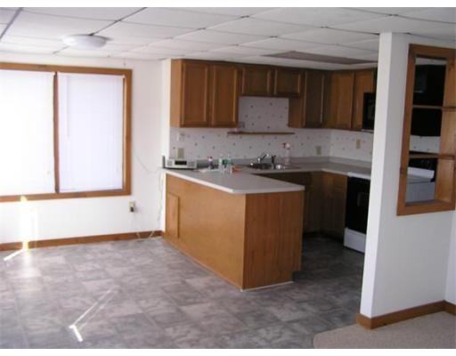 6 Railroad Ave #6B - Photo 3 of 7