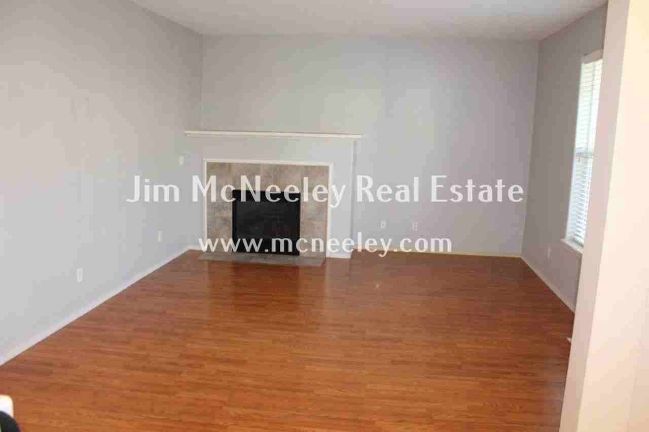 746 Ne 62nd Ave - Photo 3 of 29