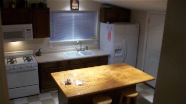 318 W 1st St - Photo 2 of 8