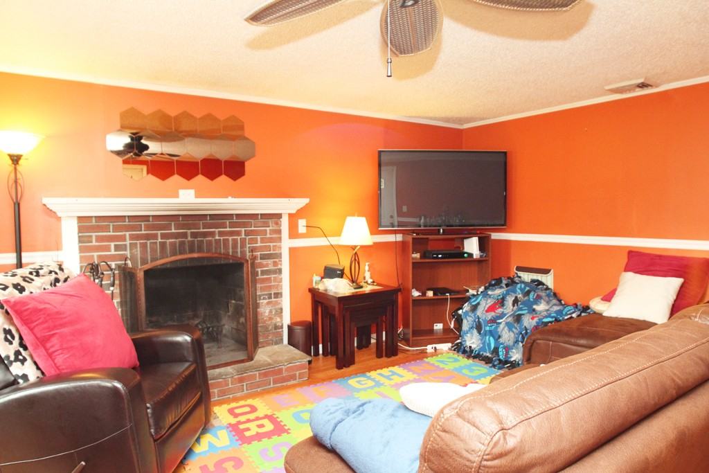 45 Lakeside Dr - Photo 2 of 13