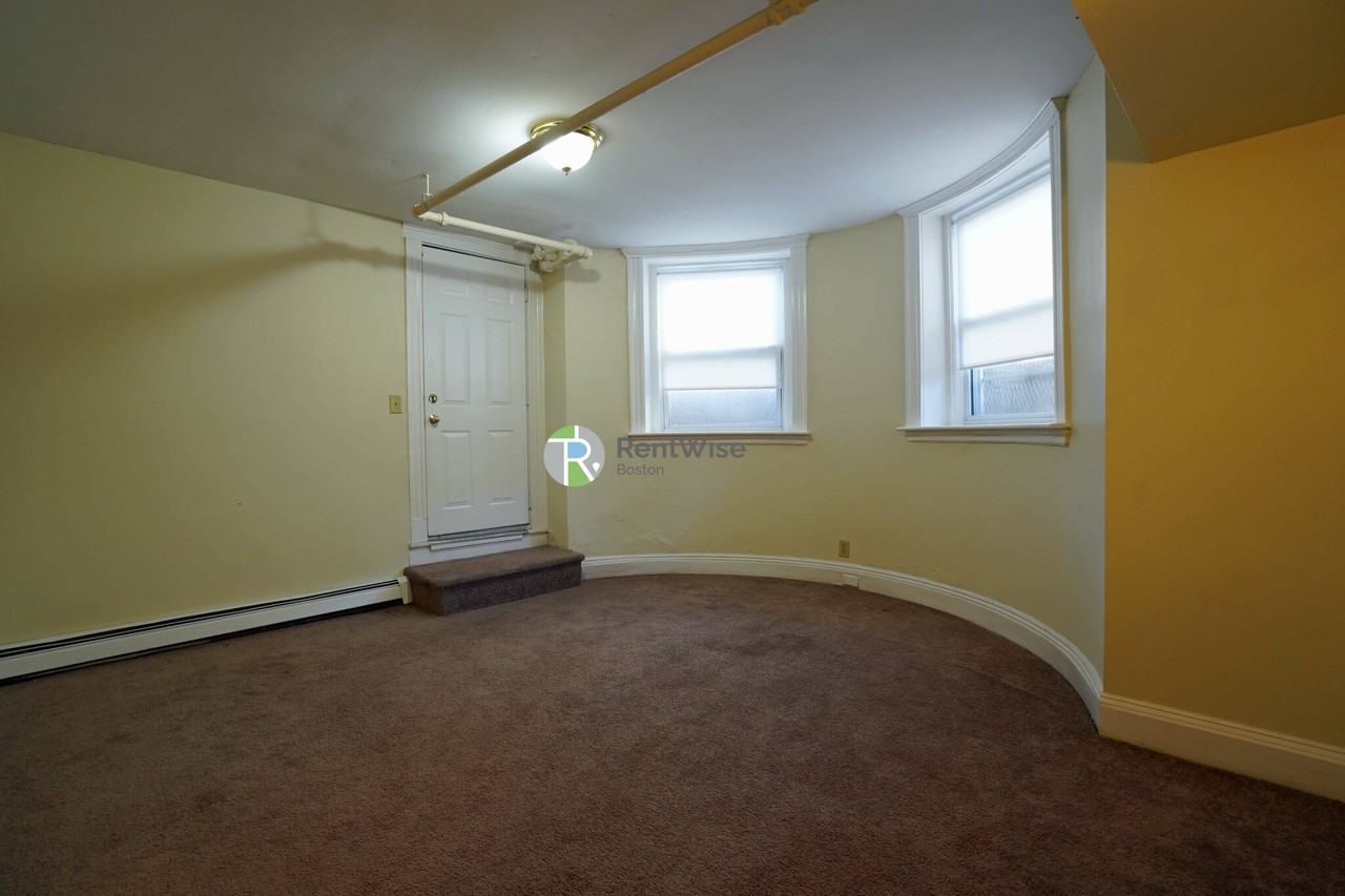 230 Fuller St #A - Photo 2 of 23