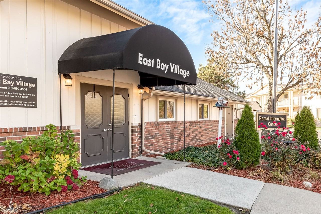 Eastbay Apartments - Photo 2 of 16