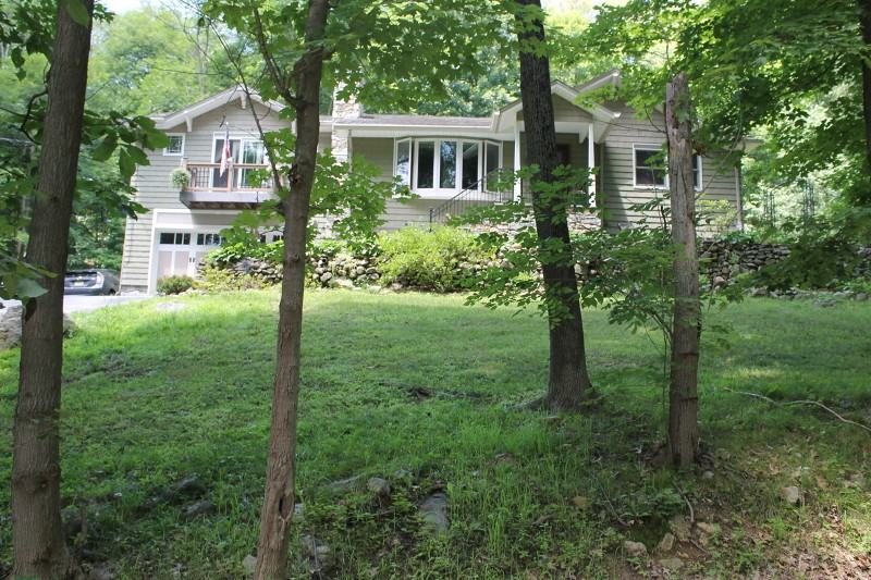 53 Lake Stockholm Terrace - Photo 2 of 13